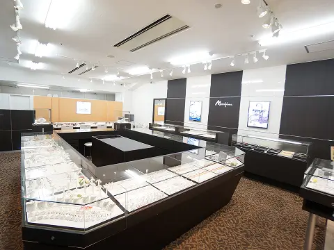 ジュエリー松山 ラクセーヌ店
